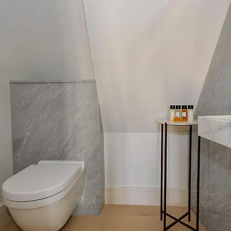 Yelo Lumiere Powered By Sonder Hotel Cannes