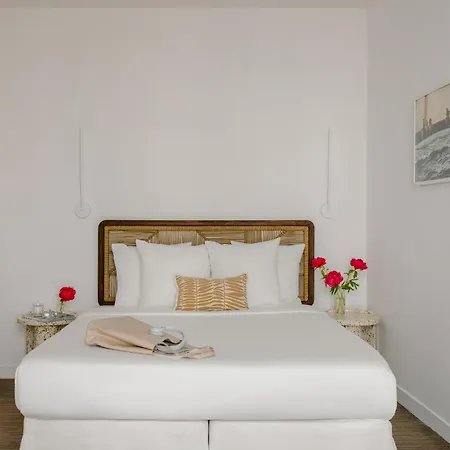 Hotel Yelo Lumiere Powered By Sonder Cannes