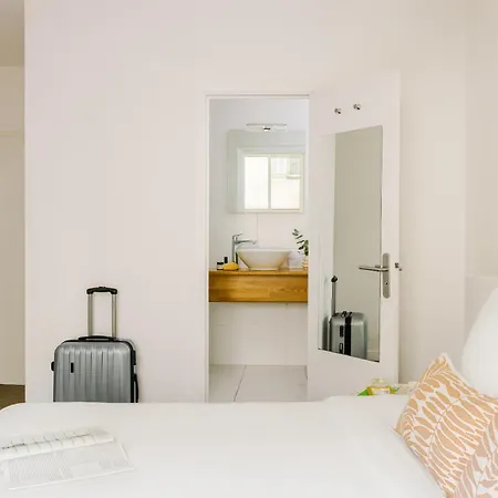 Yelo Lumiere Powered By Sonder 4* Cannes