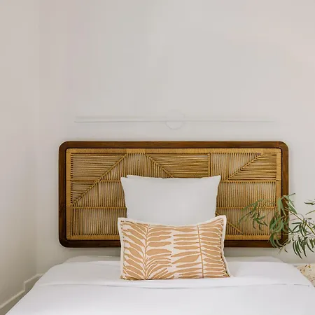 Yelo Lumiere Powered By Sonder Hotel