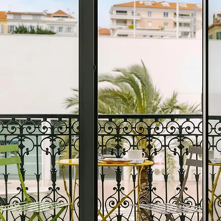 Yelo Lumière Centre Ville, Sonder By Marriott Bonvoy 4* Cannes